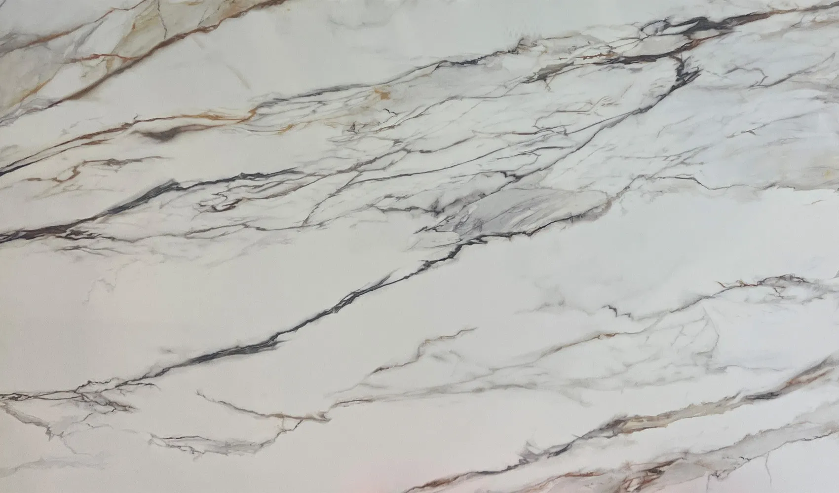 Кварцевый агломерат Calacatta Borghini